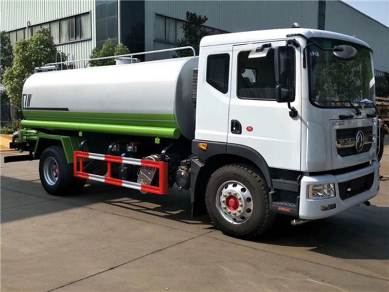 東風(fēng)D9大多利卡灑水車